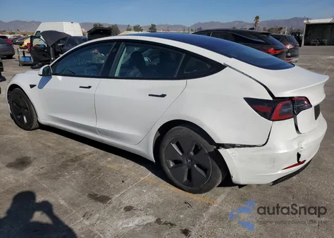 2023 Tesla Model 3 z USA, uszkodzony, nr VIN 5YJ3E1EA4PF581973